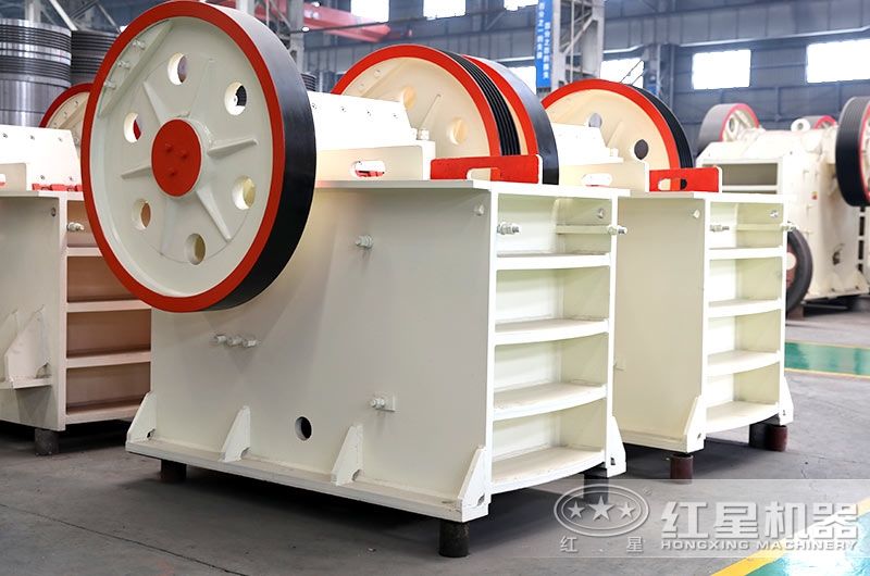 礦石鄂破機(jī)結(jié)構(gòu)簡(jiǎn)單，破碎力強(qiáng)